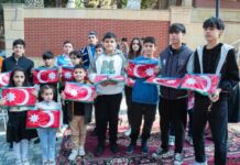 44 Azərbaycan bayrağı Vətən uğrunda canlarından keçən qəhrəmanlarımızın əmanətlərinə təqdim edilib “Qələbə soraqlı bayrağım” adlı tədbir