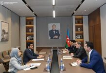 Azərbaycan ilə Malayziya arasında əməkdaşlıq məsələləri müzakirə olunub Noyabrın 16-da Azərbaycanın xarici işlər naziri Ceyhun Bayramov Malayziyanın ölkəmizdə yeni təyin olunmuş səfiri Ahmad Kamrizamil Bin Mohd Rza ilə görüşüb