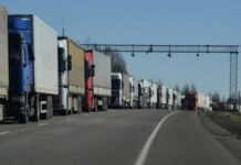 Azərbaycanın gömrük postlarında 1 800-dən çox yük maşını gözləyir gömrük