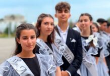 Bu il paytaxt məktəblərindən 24 məzun qızıl və gümüş nişana layiq görülüb Məzun