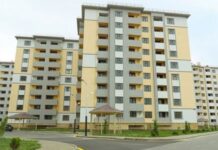 Köç edən məcburi köçkünlərin xidməti mənzillərinin yataqxanalardakı köçkünlərə verilməsi təklif olunur məcburi köçkünlərin xidməti mənzilləri