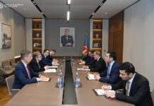 Ceyhun Bayramov: Sülh prosesinin irəlilədilməsi istiqamətində yeni çağırışlar yaradan bir sıra addımlar prosesə maneə törədir Martın 29-da Azərbaycanın xarici işlər naziri Ceyhun Bayramov Rusiya Xarici İşlər Nazirliyinin xüsusi tapşırıqlar üzrə səfiri Pavel Knyazev ilə görüşüb