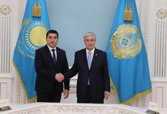 Qazaxıstanda səfərdə olan Gürcüstan parlamentinin sədri Şalva Papuaşvili Prezident Kasım-Jomart Tokayev ilə görüşüb