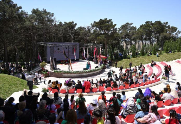Xətai rayonunda “Kəlağayı festivalı”