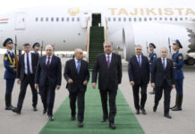 Tacikistan Prezidenti Emoməli Rəhmon Azərbaycana dövlət səfərinə gəlib Tacikistan Prezidenti Emoməli Rəhmon Azərbaycana dövlət səfərinə gəlib