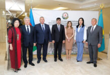 Aktau şəhərində Azərbaycanın Müstəqillik Günü ilə əlaqədar tədbir keçirilib 28 May - Müstəqillik Günü ilə əlaqədar Qazaxıstanın Aktau şəhərindəki Azərbaycanın baş konsulluğu tərəfindən rəsmi qəbul təşkil edilib