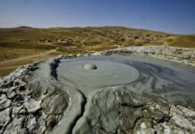 Güzdək Bozdağı palçıq vulkanı növbəti dəfə püskürüb Vulkan