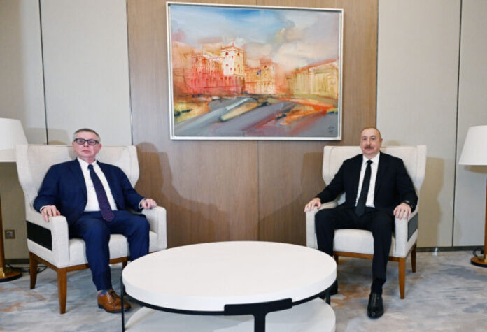 Azərbaycan Respublikasının Prezidenti İlham Əliyev mayın 1-də BMT Baş katibinin Sülhməramlı Əməliyyatlar Departamentində qanunun aliliyi və təhlükəsizlik təsisatları üzrə köməkçisi Aleksandr Zuyevi qəbul edib