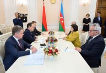 Belarusun Baş naziri: Azərbaycan müstəqillik dövründə möhtəşəm inkişaf yolu keçib Belarus Respublikasının Baş naziri Roman Qolovçenko bu ölkədə rəsmi səfər səfərdə olan Milli Məclisin sədri Sahibə Qafarova ilə görüşü