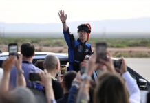 Türkiyənin azərbaycanlı astronavtı kosmosa uçub Türkiyənin azərbaycanlı astronavtı Tuva Cihangir Atasever ABŞ-ın “Spaceport” (Nyu-Meksiko ştatı) kosmodromundan kosmosa uçub