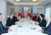 Ceyhun Bayramov Gürcüstanın Baş naziri ilə strateji sahələrdə əməkdaşlığın genişləndirilməsi məsələlərini müzakirə edib Gürcüstanda səfərdə olan Azərbaycanın xarici işlər naziri Ceyhun Bayramov iyunun 27-də bu ölkənin Baş naziri İrakli Kobaxidze ilə görüşüb