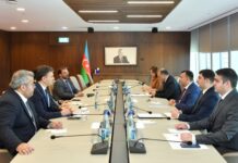 Azərbaycan “ACWA Power” ilə dəniz suyunun duzsuzlaşdırılması üzrə əməkdaşlığı müzakirə edib Azərbaycanın İqtisadiyyat Nazirliyi Səudiyyə Ərəbistanı Krallığının “ACWA Power” şirkəti ilə alternativ enerji və dəniz suyunun duzsuzlaşdırılması, eləcə də COP29 üzrə potensial əməkdaşlıq imkanları barədə müzakirə aparıb