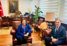 Azərbaycan səfiri Türkiyənin XİN başçısının müavini ilə ATƏT çərçivəsində əməkdaşlığı müzakirə edib Azərbaycanın Türkiyədəki səfiri Rəşad Məmmədov Türkiyənin xarici işlər nazirinin müavini Berris Ekinci ilə ATƏT çərçivəsində əməkdaşlığı müzakirə edib