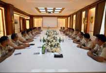 Cəmşid Naxçıvanski adına Hərbi Liseydə dəyirmi masa keçirilib İyulun 20-də Milli Müdafiə Universitetinin və Cəmşid Naxçıvanski adına Hərbi Liseyin rəhbərliyi və zabit heyətinin iştirakı ilə dəyirmi masa keçirilib