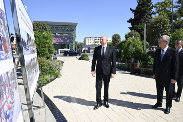 Prezident İlham Əliyev Bakıda əsaslı şəkildə yenidən qurulan Nərimanov parkının açılışında