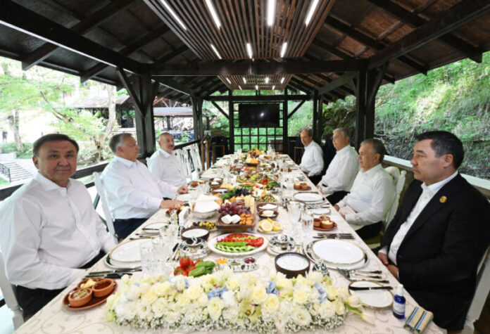 Şuşada Prezident İlham Əliyevin adından Türk Dövlətləri Təşkilatı dövlət və hökumət başçılarının şərəfinə nahar verilib