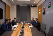 Tacikistan yüklərinin Azərbaycan üzərindən daşınması məsələləri müzakirə olunub Azərbaycan Rəqəmsal inkişaf və nəqliyyat naziri Rəşad Nəbiyev Tacikistanın ölkəmizdəki səfiri İlxom Abduraxmonla görüşüb