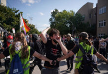 Demokratların Qurultayında 3-cü gün: Bir nəfər ölüb, yaralananlar var ABŞ-ın Çikaqo şəhərində etiraz aksiyaları