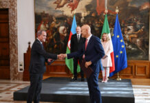 Romada Azərbaycan ilə İtaliya arasında imzalanmış sənədlərin mübadiləsi mərasimi olub Romada Azərbaycan ilə İtaliya arasında imzalanmış sənədlərin mübadiləsi mərasimi