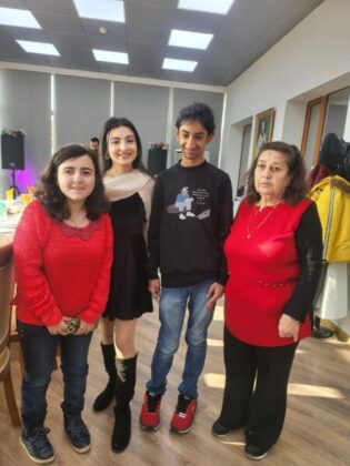 “Humayun” sosial problemlərin həllinə kömək ictimai birliyi əlilliyi olan şəxslər üçün yeni il şənliyi təşkil edib