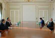 Prezident İlham Əliyev Amerika İsrail İctimai Əlaqələr Komitəsinin prezidentini və yeni seçilmiş prezidentini qəbul edib Azərbaycan Respublikasının Prezidenti İlham Əliyev dekabrın 11-də Amerika İsrail İctimai Əlaqələr Komitəsinin (AIPAC) prezidenti Maykl Tuçini və Komitənin yeni seçilmiş prezidenti Bernard Kaminetskini qəbul edib