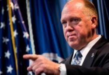 ABŞ qanunsuz miqrantları hər gün deportasiya etməyi planlaşdırır Tomas Homan