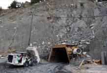 Türkiyədə çökən mədəndən 2 nəfər xilas edilib mədən