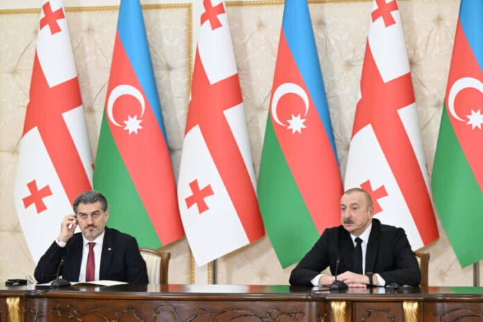 Aprelin 16-da Azərbaycan Respublikasının Prezidenti İlham Əliyev və Gürcüstanın Prezidenti Mixeil Kavelaşvili mətbuata bəyanatlarla çıxış ediblər