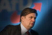 Almaniyada AfD-li siyasətçinin sabiq köməkçisi casusluqda ittiham olunur Maksimilian Krah