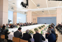 ADA Universitetində Prezident İlham Əliyevin iştirakı ilə “Yeni dünya nizamına doğru” mövzusunda beynəlxalq forum keçirilib ADA Universitetində Prezident İlham Əliyevin iştirakı ilə "Yeni dünya nizamına doğru" mövzusunda beynəlxalq forum