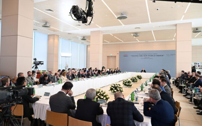 ADA Universitetində Prezident İlham Əliyevin iştirakı ilə "Yeni dünya nizamına doğru" mövzusunda beynəlxalq forum