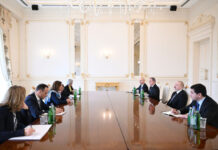 Prezident İlham Əliyev Sloveniyanın xarici işlər nazirini qəbul edib Azərbaycan Respublikasının Prezidenti İlham Əliyev aprelin 17-də Sloveniya Respublikasının Baş nazirinin müavini, xarici işlər və Avropa məsələləri naziri Tanya Fayonu qəbul edib