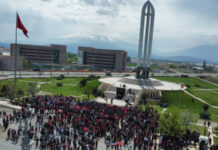 İğdırın yüzlərlə sakini erməni quldur dəstələrinin cinayətlərinin qurbanlarının xatirəsinin anım aksiyasına qoşulub İğdır əyaləti