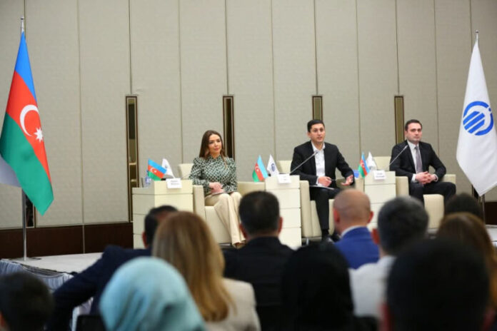 Bakı Konqres Mərkəzində QHT-lərə Dövlət Dəstəyi Agentliyinin 2025-ci il üzrə qrant müsabiqələrinin qalibləri ilə görüş