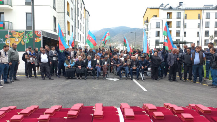 Suqovuşanda daha 53 ailəyə mənzillərinin açarları təqdim olunub