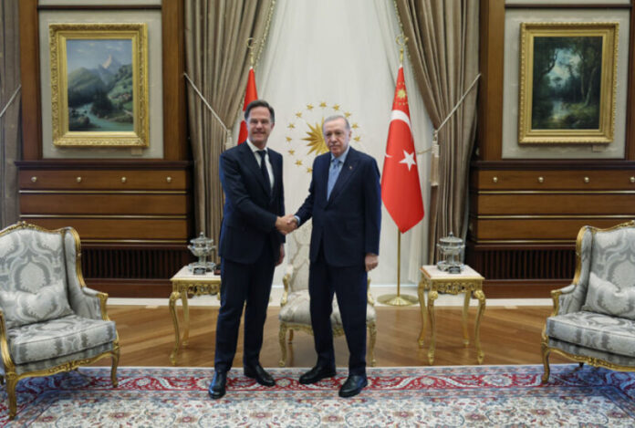 Türkiyə Prezidenti Rəcəb Tayyib Ərdoğan mayın 13-də Ankarada NATO-nun Baş katibi Mark Rutteni qəbul edib