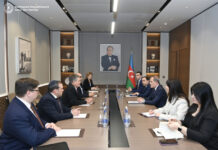 Azərbaycan-ABŞ əlaqələrinin cari vəziyyəti və perspektivləri müzakirə olunub Mayın 29-da Azərbaycan Respublikasının xarici işlər naziri Ceyhun Bayramov Amerika Birləşmiş Ştatları (ABŞ) Senatının Xarici Əlaqələr Komitəsinin üzvü, senator Stiv Deyns ilə görüşüb