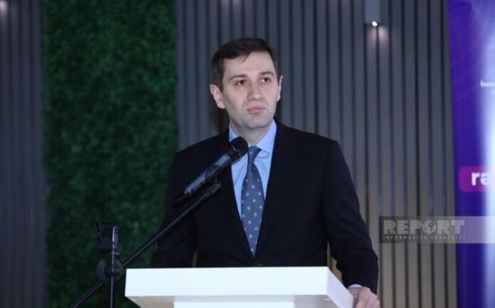 Rəqəmsal İnkişaf və Nəqliyyat Nazirliyi yanında İnnovasiya və Rəqəmsal İnkişaf Agentliyinin sədri Fərid Osmanov