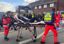 Hamburq dəmir yolu vağzalında bıçaqlı hücum nəticəsində xəsarət alanlar var Hamburq dəmir yolu vağzalında bıçaqlı hücum