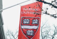 Tramp administrasiyası Harvardı beynəlxalq tələbələri qəbul etmək hüququndan məhrum edib Harvard Universiteti