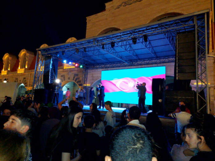 Naxçıvanda konsert və atəşfəşanlıq olub