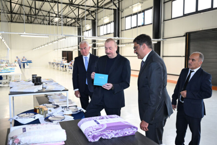 Prezident İlham Əliyev “LATIFA” Laçın tikiş fabrikinin açılışında