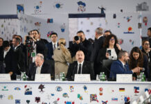 Prezident İlham Əliyev “Avropa Siyasi Birliyi” 6-cı Zirvə toplantısının açılış plenar sessiyasında iştirak edib Prezident İlham Əliyev “Avropa Siyasi Birliyi” 6-cı Zirvə toplantısının açılış plenar sessiyasında iştirak edib