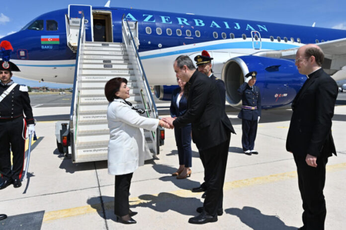 Milli Məclisin sədri Sahibə Qafarova Vatikana səfər edib
