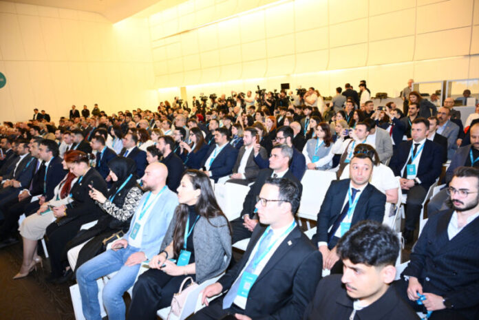 "Dildə, fikirdə, əməldə birlik – Türk dünyasının gələcəyi" mövzusunda panel iclas