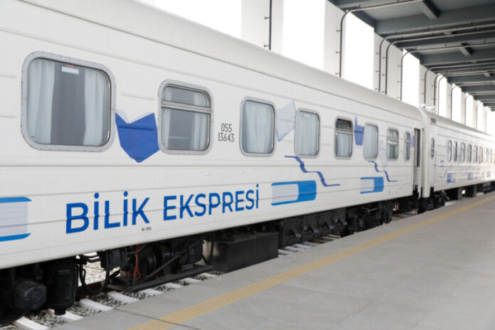 “Bilik Ekspresi” səyyar təlim qatarı