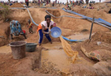 Nigeriyada qum mədəninin çökməsi nəticəsində 11 uşaq ölüb Nigeriya