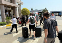 Daha bir qrup xarici ölkə vətəndaşı İrandan təxliyə edilib Daha bir qrup xarici ölkə vətəndaşı İrandan təxliyə edilib