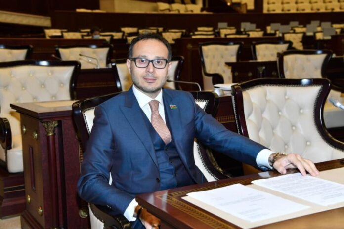 deputat Ramil Həsən