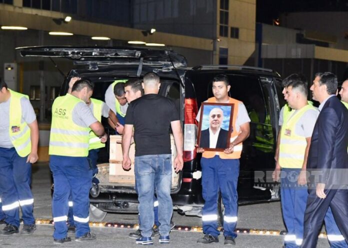 Yekaterinburqda öldürülən iki azərbaycanlının nəşi yaxınlarına təhvil verilib